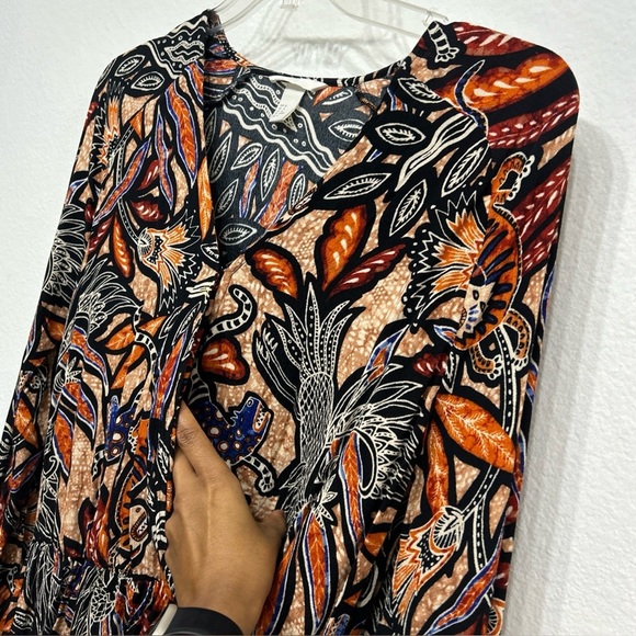 H&M Black and Orange Leaf Print Dress - Picture 4 of 9